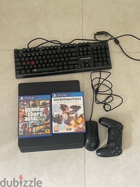 Lightly used ps4 (500gb) 1