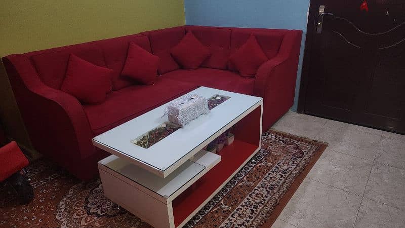 good condition sofa 6 seat with table 1