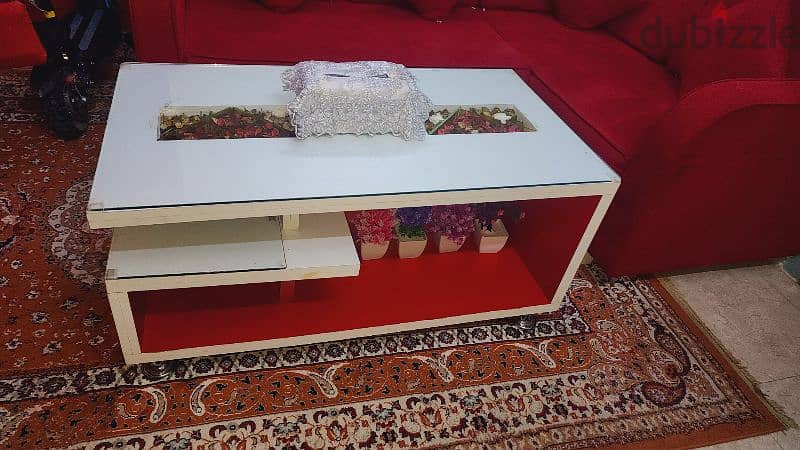 good condition sofa 6 seat with table 4