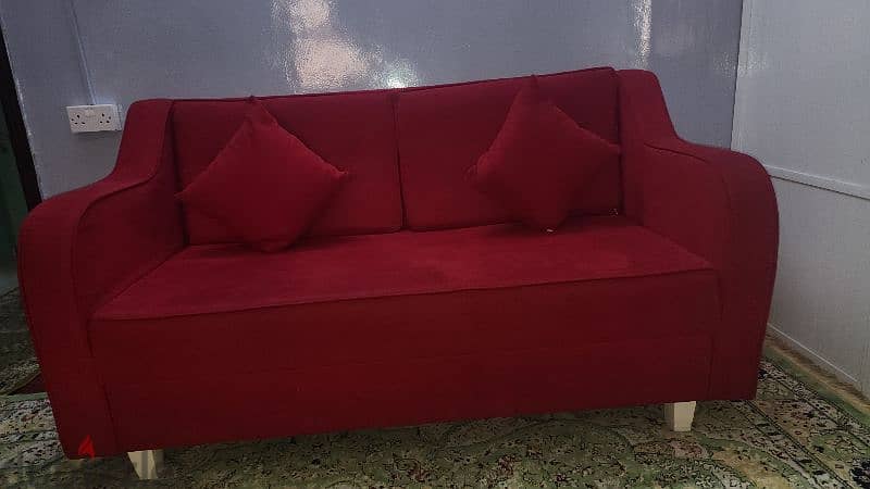 good condition sofa 6 seat with table 9