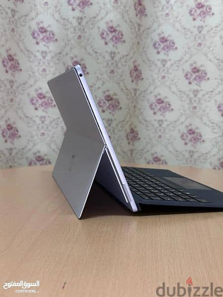 Microsoft Surface pro 5 for sale 6 months used 1