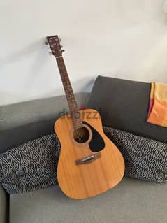 Yamaha F310 6 string guitar 0