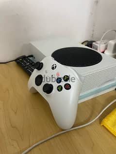 Xbox series s 512 gb , box available