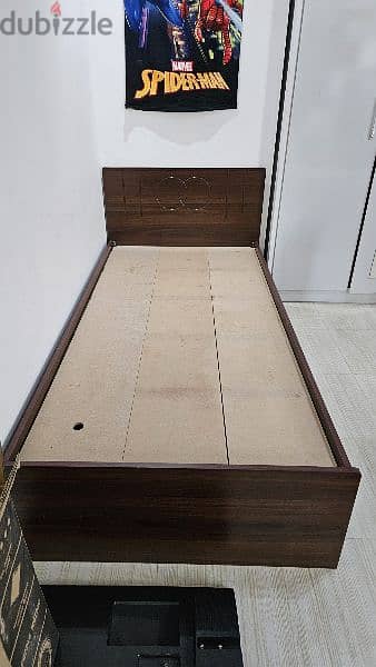 Never used Single Bed with mattress, like new 3