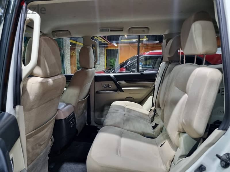 Mitsubishi Pajero 2018 for sale installment option available 3