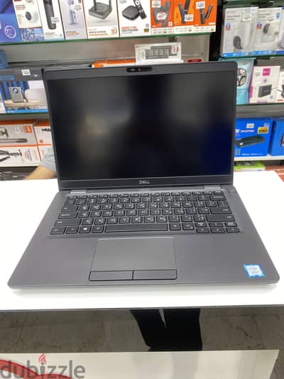 Dell Latitude 5300 core i7 16gb Ram 512 gb ssd .