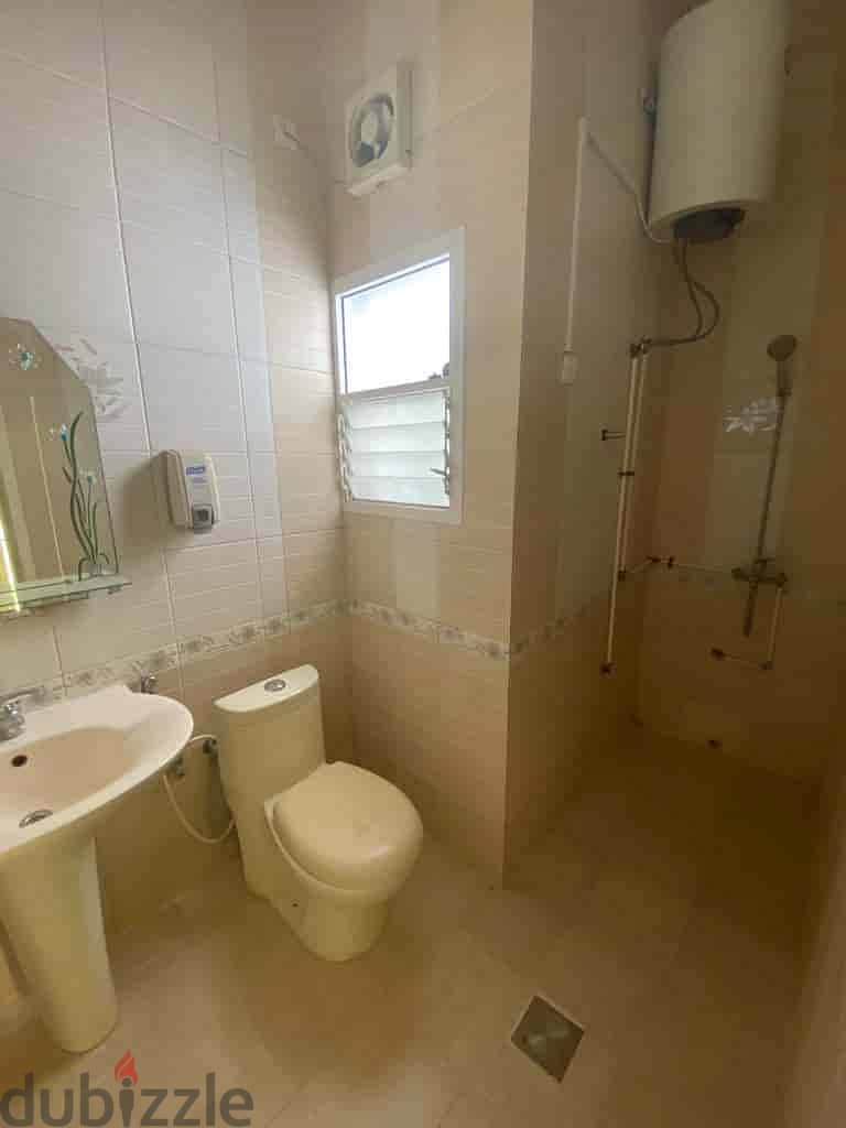 SR-AH-380 Flat semi furnished to let in mawaleh north 10