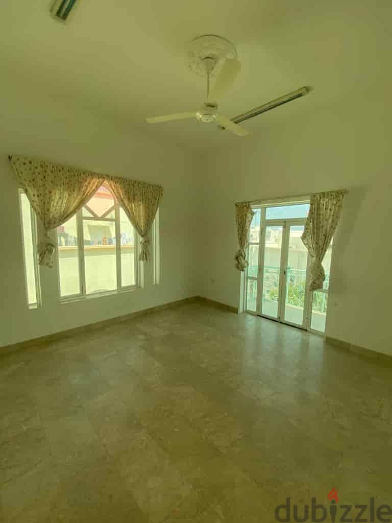 SR-AH-380 Flat semi furnished to let in mawaleh north 17