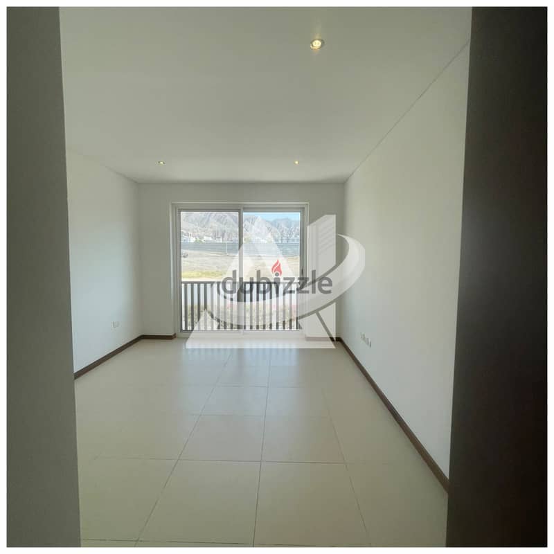 ADA011**Duplex plus Maid for rent in Madinat Sutan qabus 8