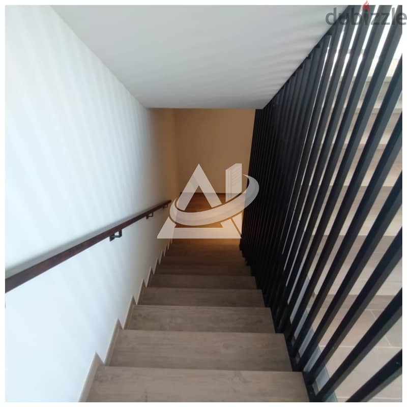 ADV927**Brand new 3BHK+Maid villa for rent in qurum heights 7