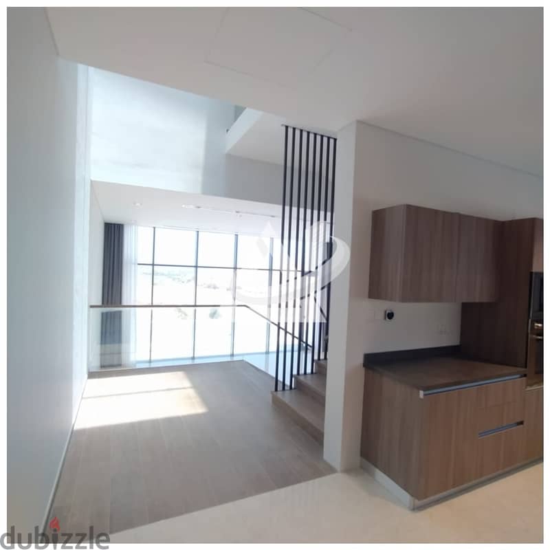 ADV927**Brand new 3BHK+Maid villa for rent in qurum heights 12