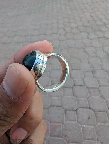 خاتم عقيق اخضر ملكي فضة عمانية ثقيلة 1