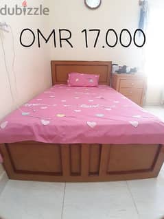 Single bed 0