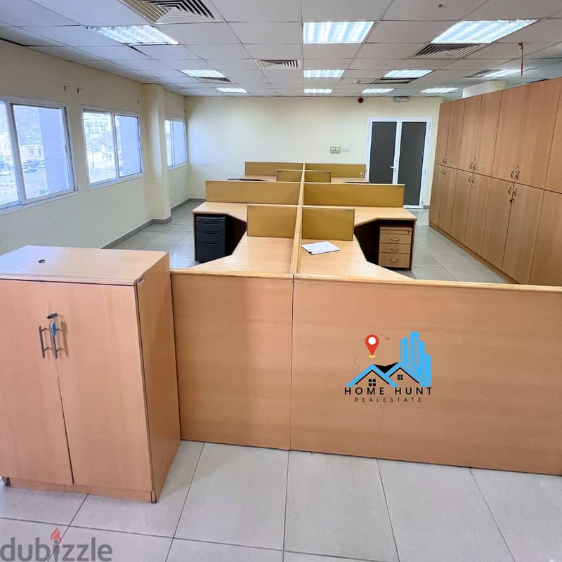 CBD RUWI | 220 METER FURNISHED OFFICE SPACE IN PRIME LOCATION 3