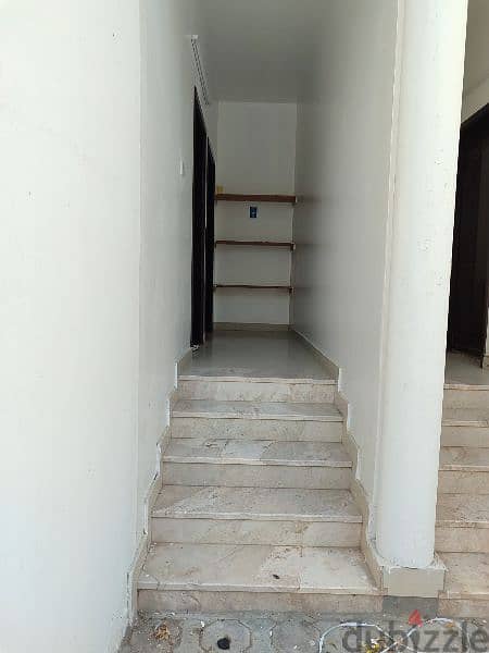 studio for rent khoud 7 for only 9 rials per day! 1