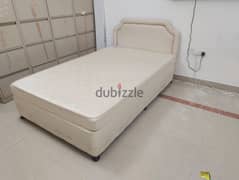 DIWAN BED 120 X 190 WITH MATTRESS EXCELLENT CONDITION OMR 25 0