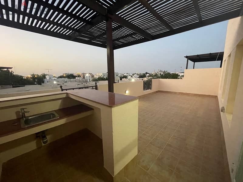 4 Bedroom + 1 Maid’s Room Villa in Madinat Qaboos 16
