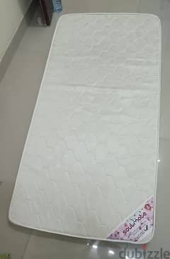 single mattress used only 1 month