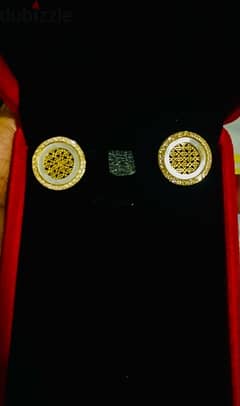 18K Pure Malabar Gold Earring with Swarovski Crystals & MOP