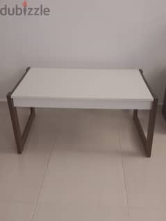 Center table for living room ( Reduced Price)
