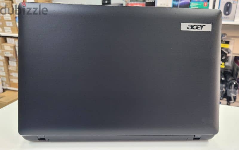 Acer Core i5- Big Display 15.6"
Ram 8GB 
256GB 4