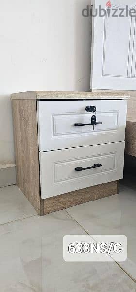 new side table without delivery 1 piece 20rial 9