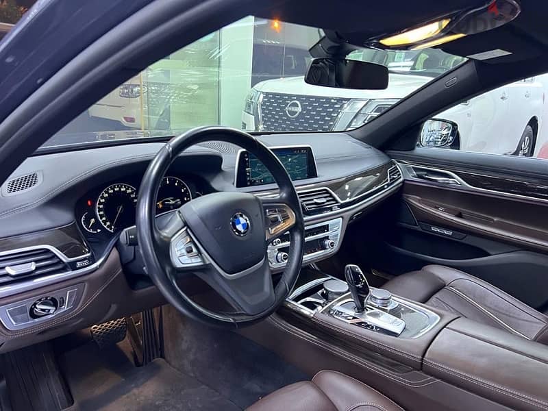 BMW 7-Series 2016 6