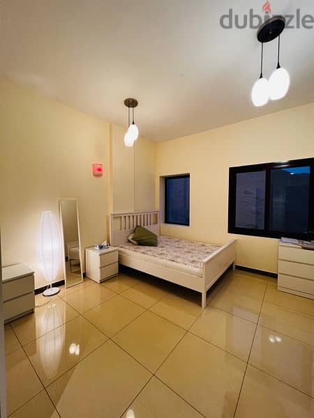 Single Room furnished with wifi + attached toilet 10