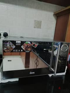 Microwave Oven with 1 year warranty