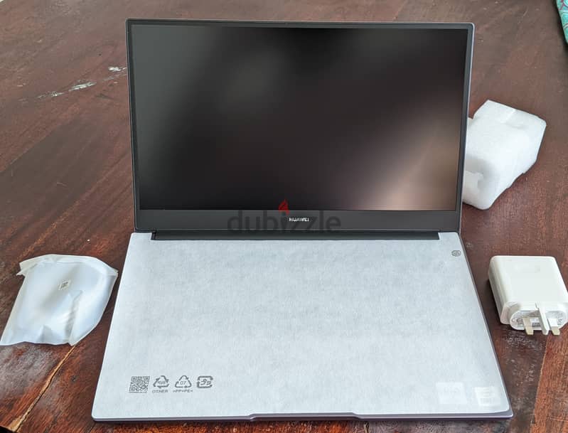 HUAWEI  Laptop D14 i5 1