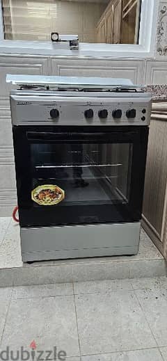 4 Burner Gas stove with oven - only 6 month use