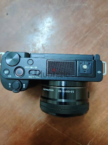 SONY ZV E10L One month used . . 4