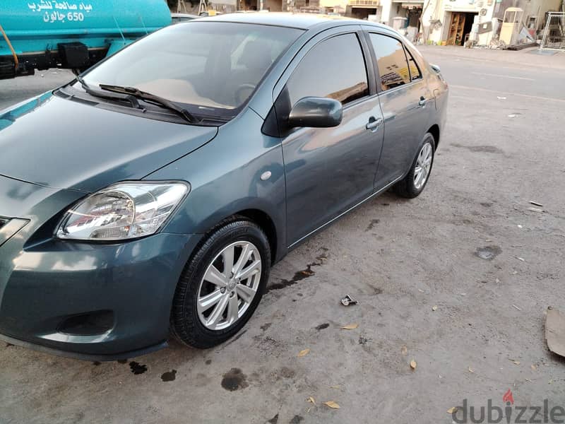 YARIS 2010 MODEL GOOD CONDITION FOR URGENT SALE 1