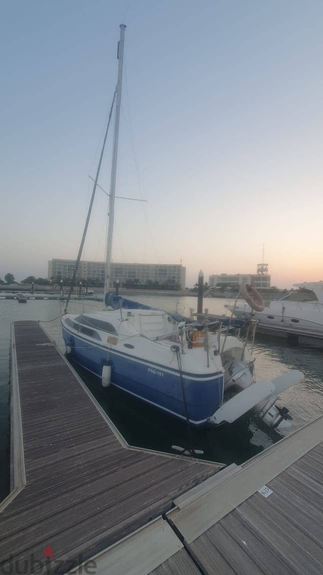 26ft sailboat - Macgregor 26m - 2008 - 50HP 4-Stroke Honda 6