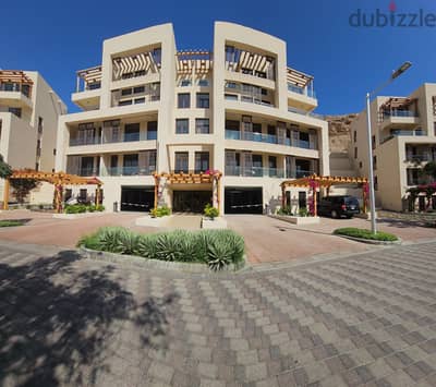 1 BR Freehold Apartment in Muscat Bay GREAT DEAL!!!