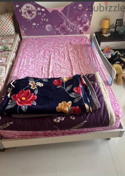 Kids bed 0