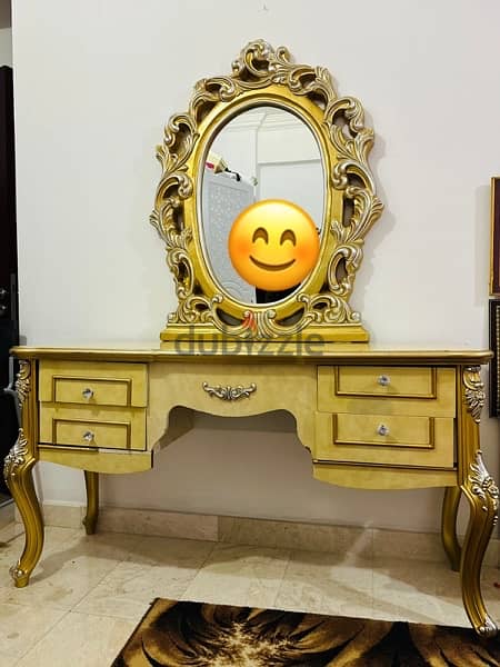 dressing table 3