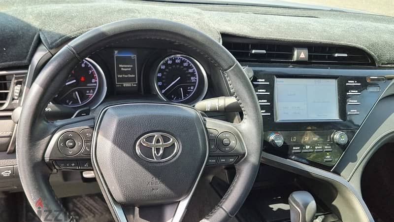 Toyota Camry 2019 5