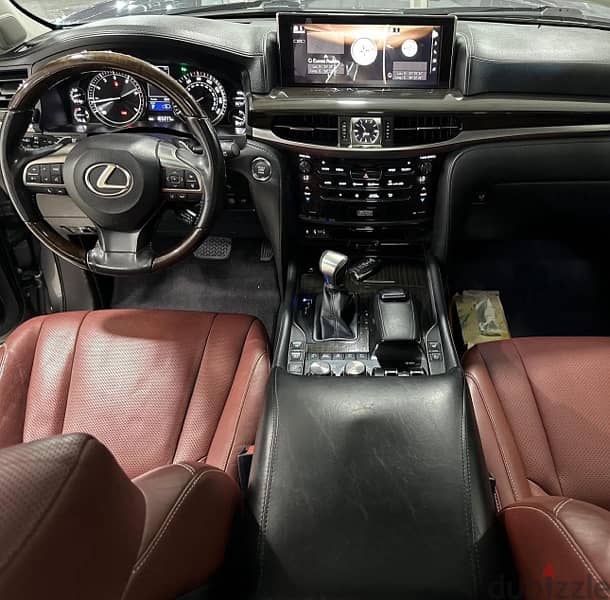 Lexus LX-Series 2017 3