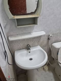 1 bedroom for executive bachelor with attached toilet