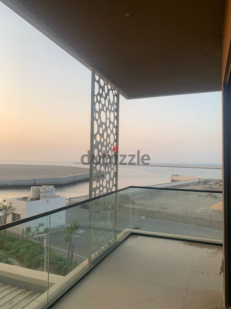 luxury brand new flat with special view in juman 2 with sea view and p 8