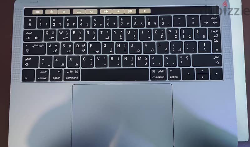 macbook pro 2016 little use with Touch bar 4