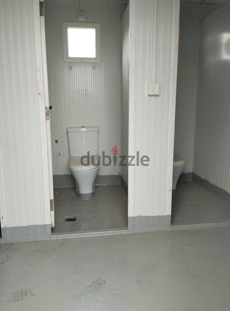 Multiple Toilet Unit (Refurbished) 3
