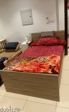 single big bed wood