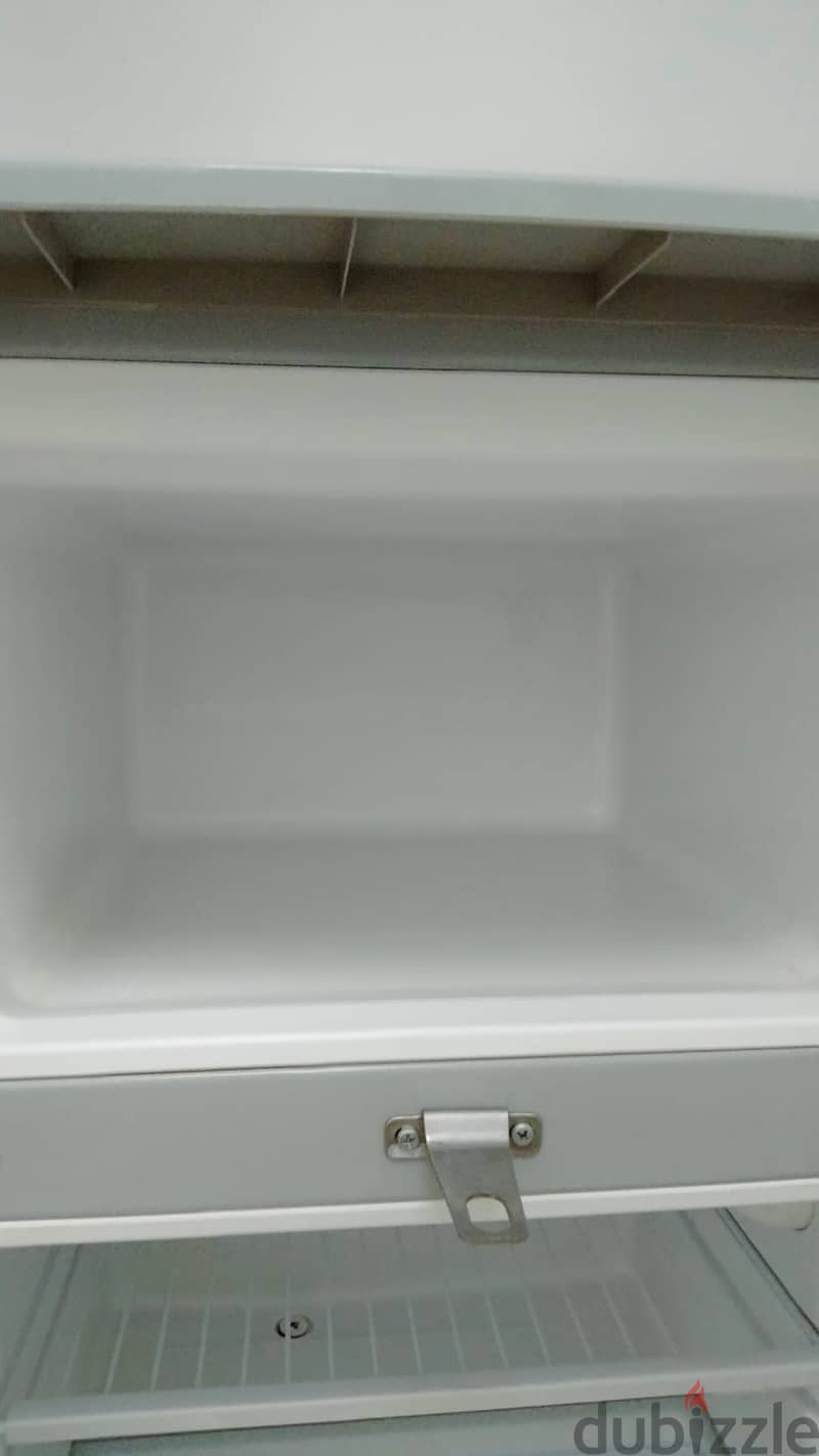 Ikon Double Door Refrigerator IK89F 89Ltr (Mint Condition) 3