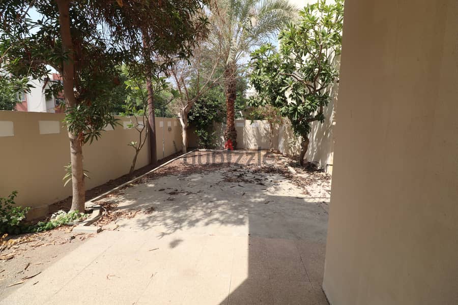 5 bedroom villa for Sale in Madint Al Sultan Qaboos. 10