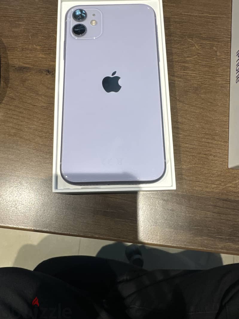 iPhone 11 128 gb lavender colour 2
