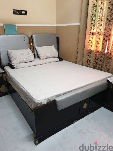 King size bed good condition 4