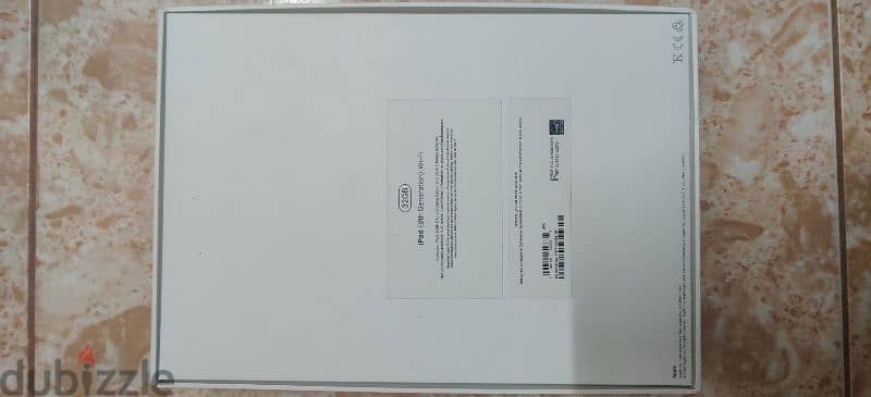 urgent sell ipad 8 very rarely used mint condition with box 1