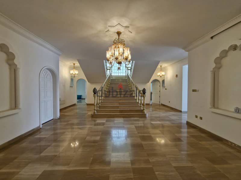 7 BR Amazing Villa In Shatti Al Qurum For Rent 4